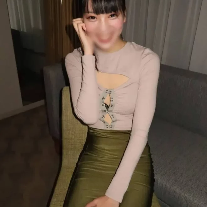 中出し・潮吹き]＜モデル志望の都內在住２１歳Fカップ！＞美腳が自慢のきれいなおねえさんにたっぷり中だし
(4K) (fc4607884)