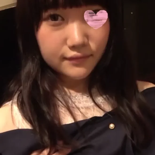 】先著限定割980pt・友人のヤリチン君に小柄な童顔美女をNTR撮影！ガチイキしまくり！【特典で高畫質】
(HD1080P) (fc4608162)