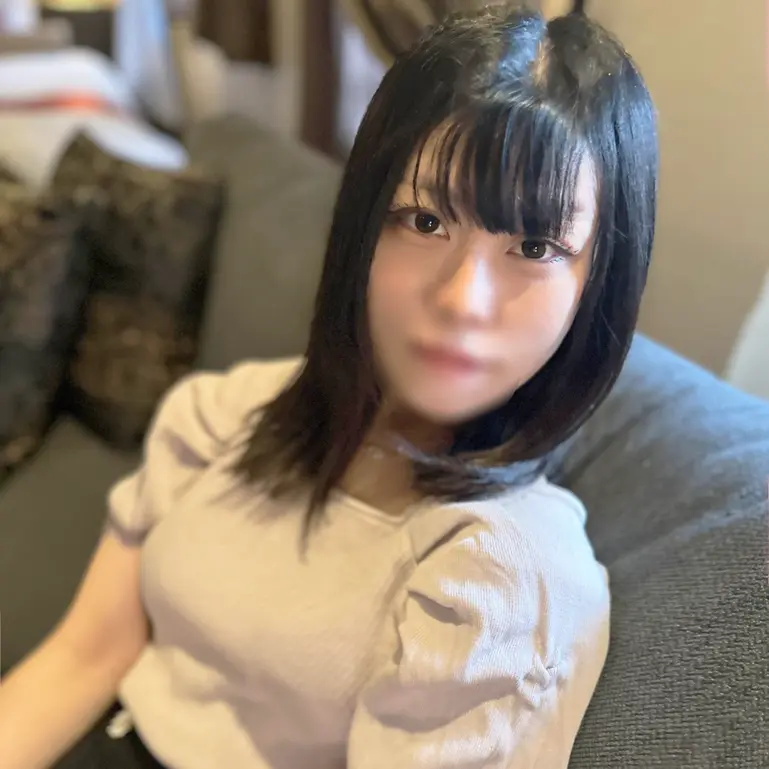 某有名大學4年　暇すぎてX裏垢で密會　內緒で生チンポ挿入「あったかい…」大量中出しで悪いムスめを小作り成敗
(HD1080P) (fc4621974)