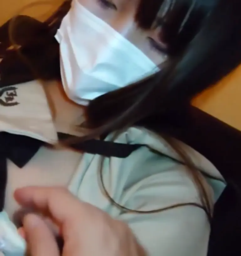 【無・制服コス】貧乳のスレンダー色白美女に肉棒突き刺して中出し【特典で高畫質】
(HD1080P) (fc4638126)