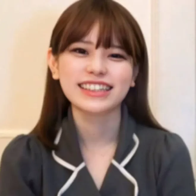 の肉棒が上のお口と下のお口に同時挿入⤴オジサン二人で計４発ゴックン一発、中だし３発特典高畫質
(HD1080P) (fc4654567)