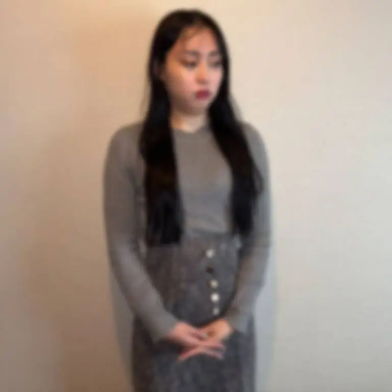 てしい顔と態度の熟女人妻は、他人棒で女を思い出したのか自ら腰を振って何度もイってしまう醜態を曬しました。
(4K) (fc4657268)