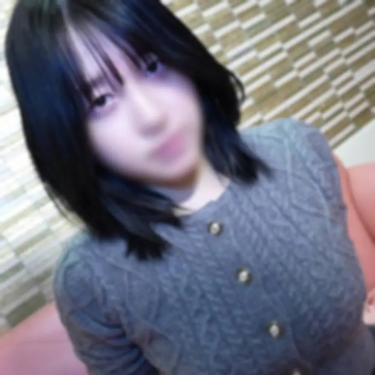 【初撮り】ショーでキレキレのダンスをしているあの子が內緒のハメ撮り。オジサンチンポで種付けされる。
(HD1080P) (fc4671391)