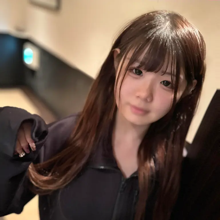 ィ。抜群な美裸體性欲MAX！-妊-娠-は嫌って言ってたけど最後までに全力で締め付けパイパンマンコに大量発射。
(4K) (fc4682594)