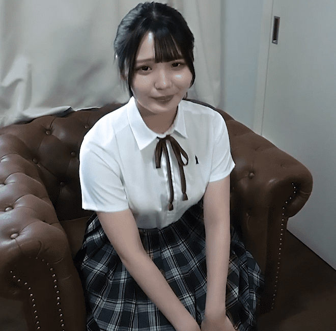 FC2 PPV 3114646 【僕と天使の秘密の放課後】シルクのような奇跡の肌。心奪われる澄んだ瞳。時を忘れる天使の魔法。まゆ１８歳。