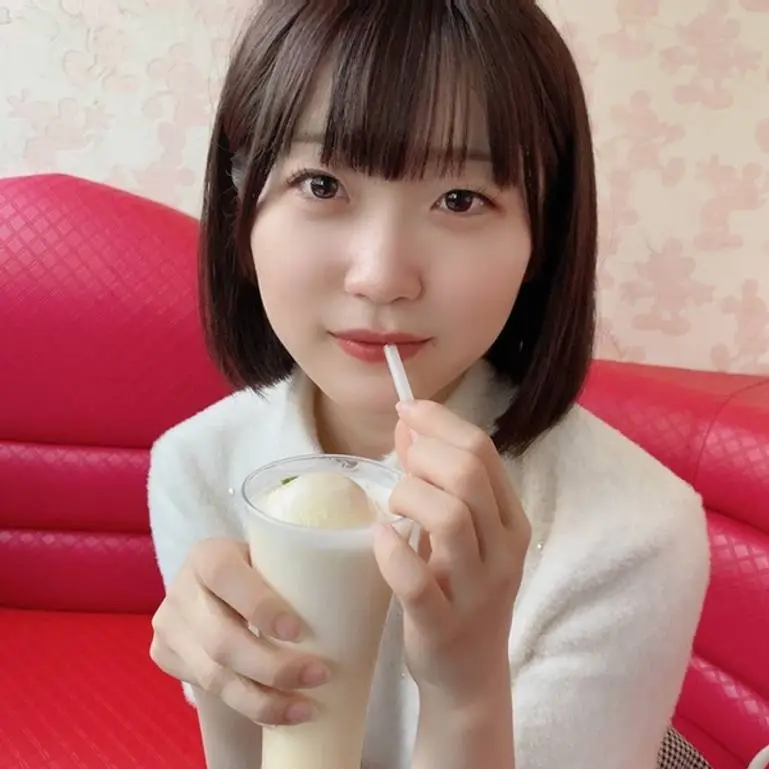 オーディション合格。1０ 代で天使級の笑顔を持つ—をお金と権-を使い騙し中出し顔射2連発エッチまで。
(HD1080P) (fc3845406)