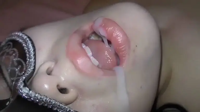 撮影】週1回どころか遂に3か月も営みがない、もち肌美若妻　「我慢出来なくて・・・、肉棒が欲しくて・・・」
(HD720P) (fc3909475)