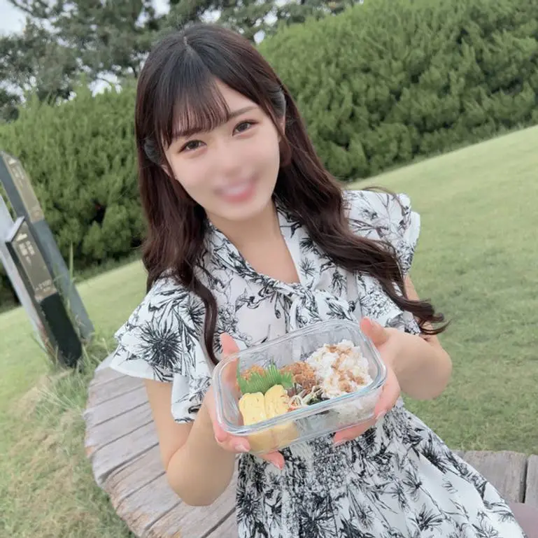 した彼女。有名お嬢様校卒業のご令嬢とは思えないほど、感じやすく濡れやすい感度抜群の美女だった・・・
(HD1080P) (fc3949609)