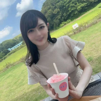 な場所で全裸にして僕は・・・こんな清楚美女がまさかのビッシリ茂った未処理剛毛！！２回連続中出し！！
(HD1080P) (fc4008915)