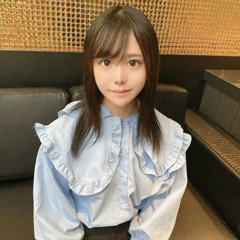.ん生の18才Eカップかのんちゃん。汁ハッピーとデート後、様々な体位で膣イキ、イチャラブ中出しまで。
(HD1080P) (fc4021330)