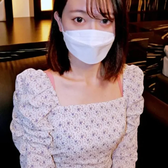 　今までにいない普通タイプの素人さん。でも今まで一番エロイ　まどかちゃん（20）の場合【特典付き】(HD1080P) (fc4112828)