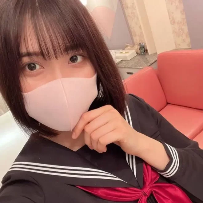 【deruデるシリーズ】クラス一のS級美女とハメ撮り映像(HD1080P) (fc4143524)