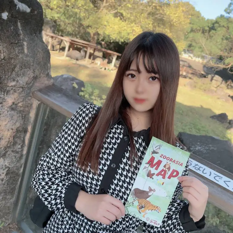 の気持ちを表現できない女末キャラでお年頃のツンデレ女大生・・・女心を巧みに利用し2回連続膣内射精！！
(HD1080P) (fc4208743)