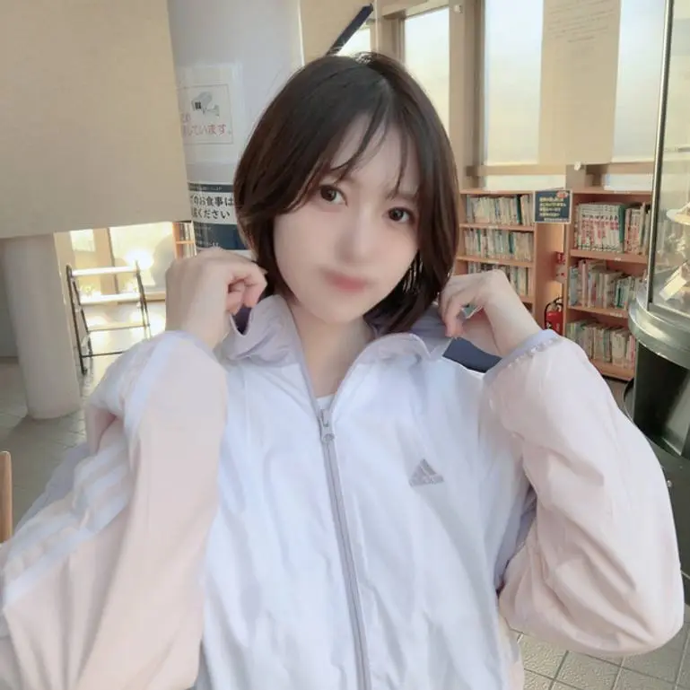 で押しに弱い新人美容師を店外に連れ出し野外猥褻！！上司という絶対的な立場を利用し2回連続生中出し！！
(HD1080P) (fc4245658)