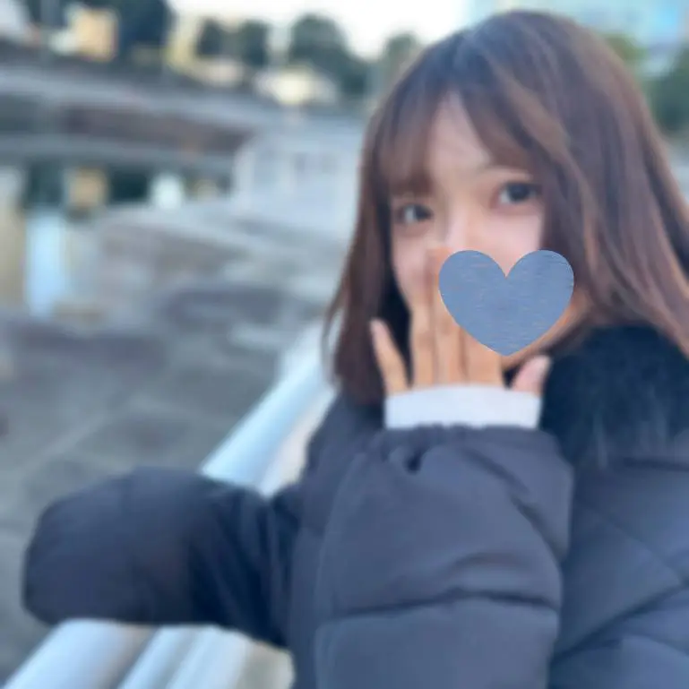 と出張中中年おじさんを逆ナン。ホテルへ連れさられて中出し。賢者チンポを絶えず咥えて精-根こそぎ絞り出す！
(HD1080P) (fc4298598)