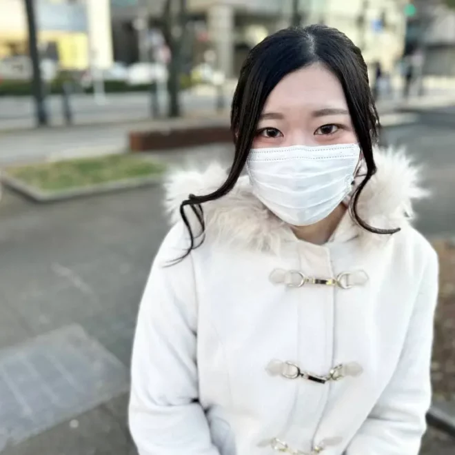 従順な彼女!恥ずかしがっているようで実はエッチなことが好きなんです。中出しSEX+おまけフェラ抜き動画
(HD1080P) (fc4305109)