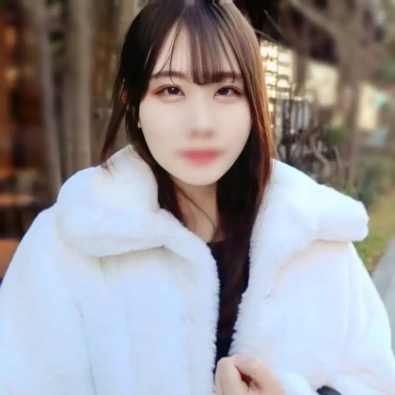 たので電話して呼び出してみました！待ち合わせからのプライベートSEXで中出し二連発！特典高画質版
(HD1080P) (fc4311634)