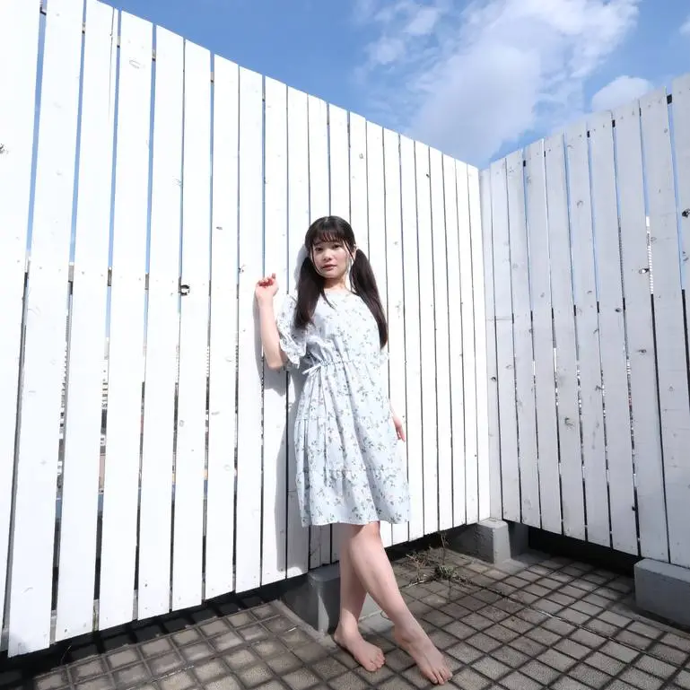 【無修正】幼顔おっとり現・役保・-さんがドスケベ青姦セックスで、んおっ・・！オホ声たっぷり連続イキ
(HD1080P) (fc4386388)