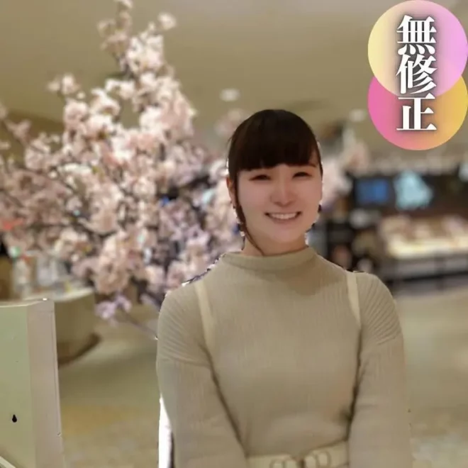 。モジモジが止まらない。開拓してみると、どスケベ女!透き通る色白もち肌に有無を言わさずザーメン中出し。
(HD1080P) (fc4400634)
