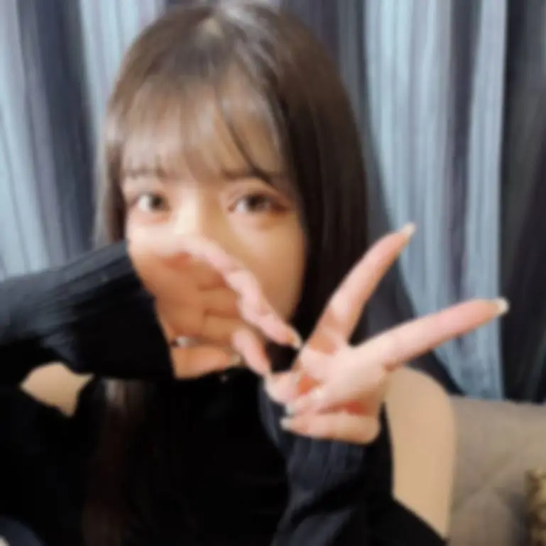 【無修正】“20歳Gカップ爆美女”崖っぷち!!!売れない嬢が白饅むちむち半熟ボディをあなたに捧げます
(HD1080P) (fc4438494)