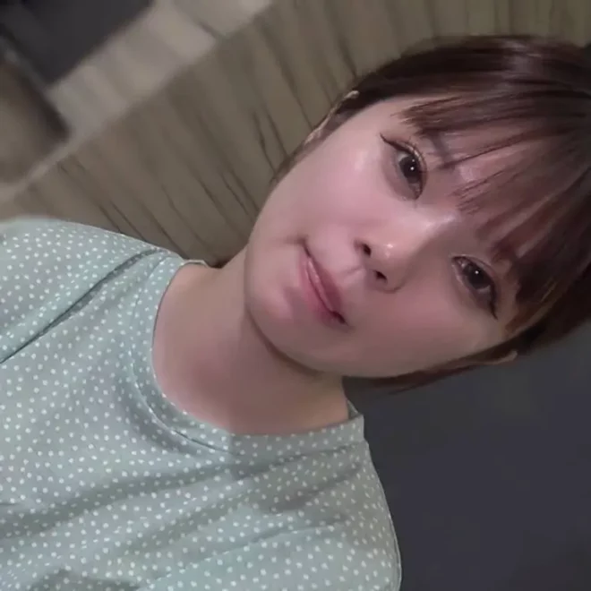 連絡が取れなくなったしずくちゃんのお蔵出し初撮影!イヤイヤで乗り気じゃない撮影もこれはこれで美味。
(HD1080P) (fc4451504)