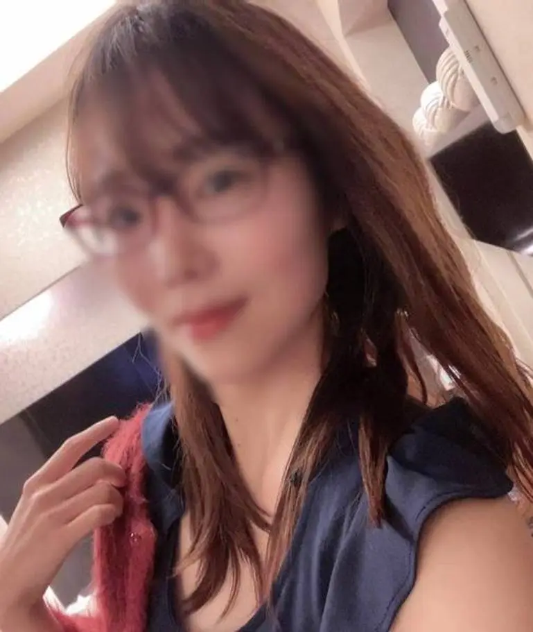 【顔出し＆レビュー特典屋上フェラ抜き】面接に来た色気抜群の艶女を生ハメ撮り講習
(4K) (fc4459841)