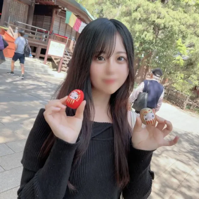 化させる視姦・露出願望を連日求める変態女の素性・・・変貌する歪んだ性癖を持つ女大生に2回生中出し!!
(HD1080P) (fc4464531)