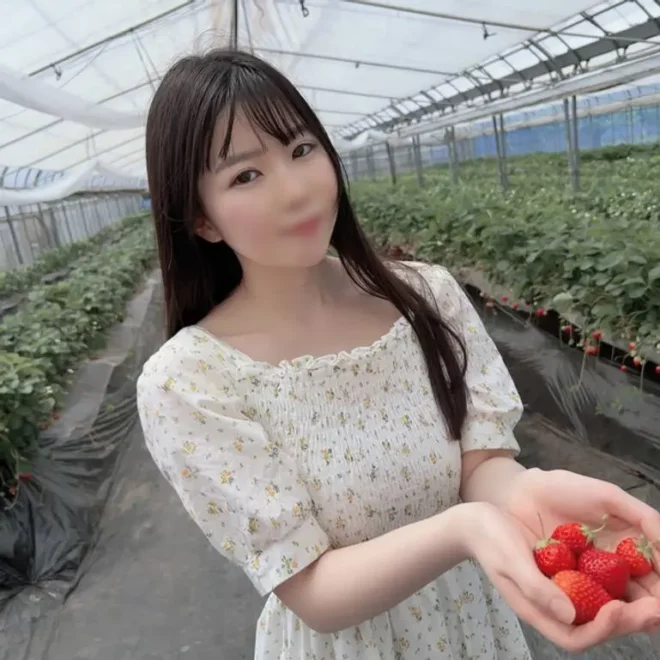 つ美肌と白桃Gカップ美巨乳悩殺ボディ・・・キツく締めつける膣内に白濁液をドックンドックン生中出し!!
(HD1080P) (fc4485193)