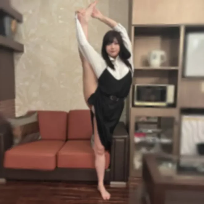 【中出し】長身&軟体&ムチムチボディのキレカワ女性が髪を振り乱して淫れる汗だく絶叫SEX。
(HD1080P) (fc4487831)