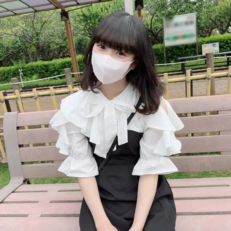 に連れ込み未成熟な躰に生中出し！！竹林に響き渡る可愛い喘ぎ声とパンパン音がたまらなく興奮した・・・
(HD1080P) (fc4502602)