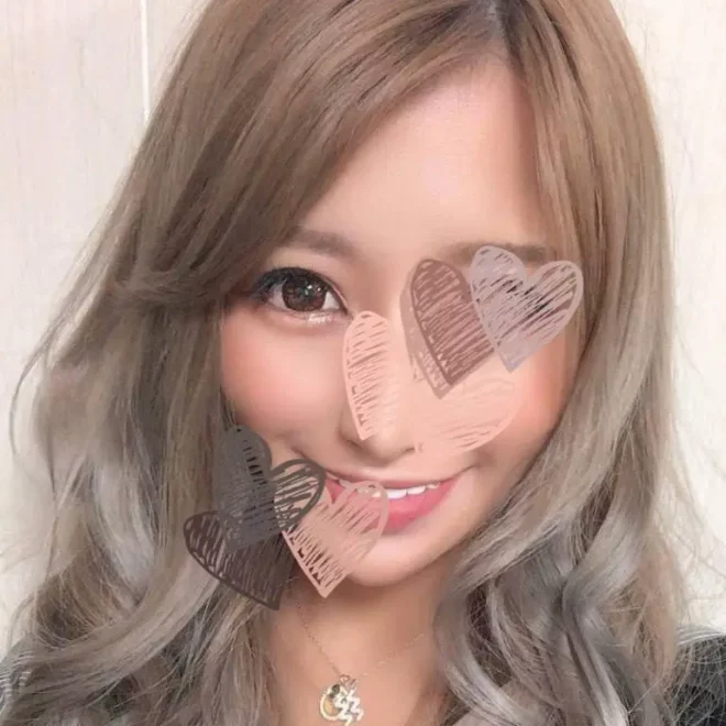 フモデル美女が2年ぶりのチンポで何度もガチイキして最後は中出しフィニッシュ【顔出し＆レビュー特典有】
(4K) (fc4507232)