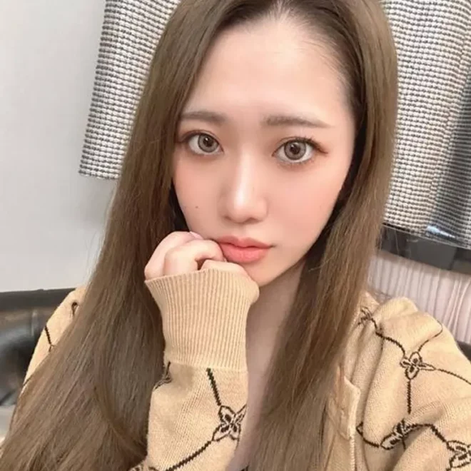 ん。合計7体位の濃厚生エッチで理.性を失.い中 出し懇願お掃除フェラまでしてくれる玩.具が出来ちゃいました
(HD1080P) (fc4513106)