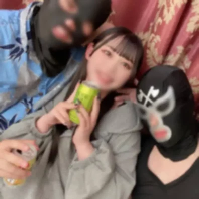 【連続４発中出し】ホームパーティーと称して、高飛車な女を誰が早く孕ませられるかゲームしてきた。
(HD1080P) (fc4524304)