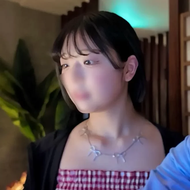 ダレまくり。ド田舎メス顔18歳。 E乳雑魚マンコちゃんはおかわり確定！我慢できずの暴発2連侵略中出し。
(HD1080P) (fc4534527)