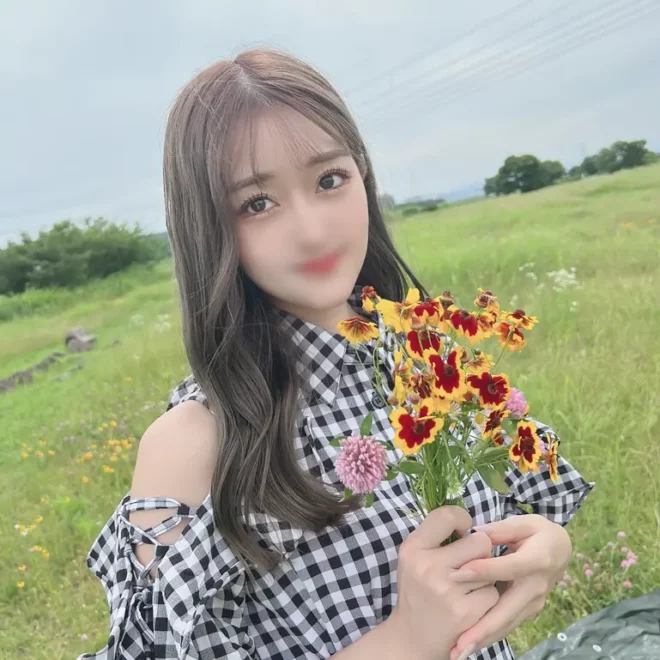 で綺麗なお嬢様！！戀愛経験が極端に少ない箱入り女良は初めての野外性交に感極まり絶叫絶頂生中出し！！
(HD1080P) (fc4550000)