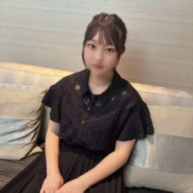 .-め。名器なマンコにつき、早漏彼氏じゃ物足りない。 彼氏にナイショで初めてのナマ中出しSEXをいただきます。
(HD1080P) (fc4561059)