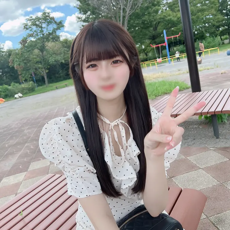 素樸さを殘した色白美肌の女大生！ピュアな反応を繰り返しながら絶頂する19歳の未成熟な身體に生中出し！！
(HD1080P) (fc4568356)