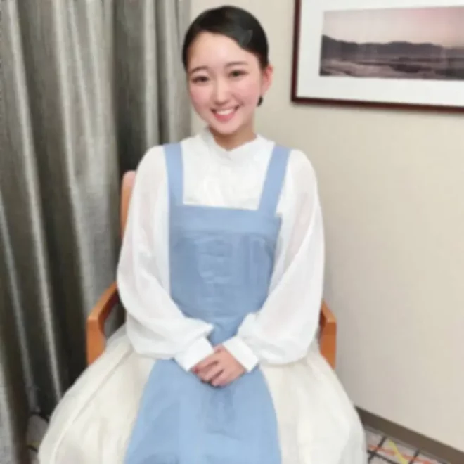 魅力溢れる純真無垢で人懐っこい性格な代。 育ち盛りの細身で綺麗なスレンダーな身體とキツマンの悪魔的快楽。
(HD1080P) (fc4570604)