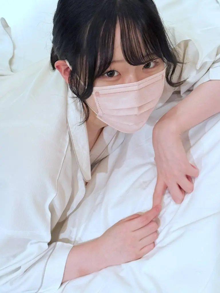 「うんしょっ」で下著を脫ぐSSS級の色白清楚 電マでイクイクキモおじにされるがまま
(HD1080P) (fc4692702)