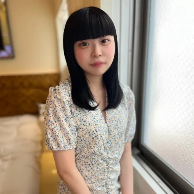 原宿ギリ▢リーるーちゃん最終回！頂點を極めた止まらない性欲を解放。小柄な穴で奉仕し2連続射精大量中出し
(HD1080P) (fc4694077)