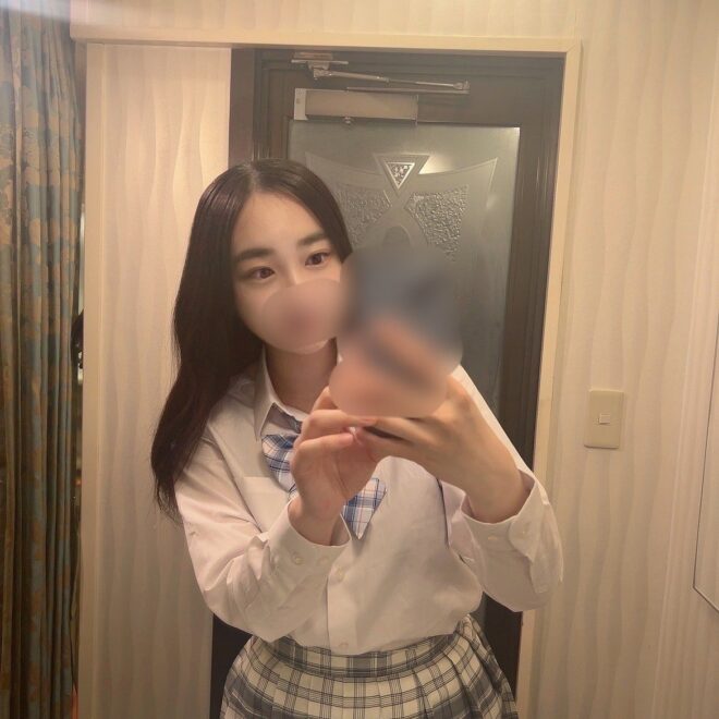 FC2 PPV 3612313 月末まで！【真夏のサマーセール！凍結される恐れがありますのでお早めのご購入をお勧め致します】街中でスカウトされるほどの美貌！最初で最後の中出し、ごっくん、、、***の可愛さは補償致します！！！