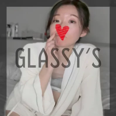 #25 可愛過ぎる日本人スレンダー美女と大量潮吹き生ハメSEX│GLASSY'S
(HD1080P) (fc4701919)
