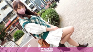 200GANA-2879 マジ軟派、初撮。 1934 【隠れ巨乳】本やアートが好きなアカデミックなお姉さん！お上品と思いきやマッチングアプリで男を漁る遊び人と発覚！エロい展開も大歓迎！？チ●ポをしゃぶる嬉しそうな表情♪膣奥を突かれ『イグッ！イグぅ～～～ッ！』とアヘアヘ喘ぐ！当初の印象とは打って変わってとんだムッツリスケベだった！ (戸崎めく)