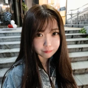 ワ大生保育士志望 見せてはいけない姿.秘.密.披.露. キュッと締め付ける膣內で熱いザーメン中出し。妊.娠.確定
(HD1080P) (fc4707401)