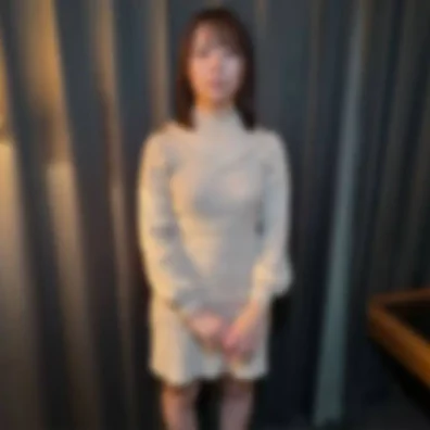 那への罪悪感に押しつぶされそうになりながらも敏感過ぎるがゆえに他人棒で何度もイキ果て、中出し後は放心狀態(4K) (fc4670459)