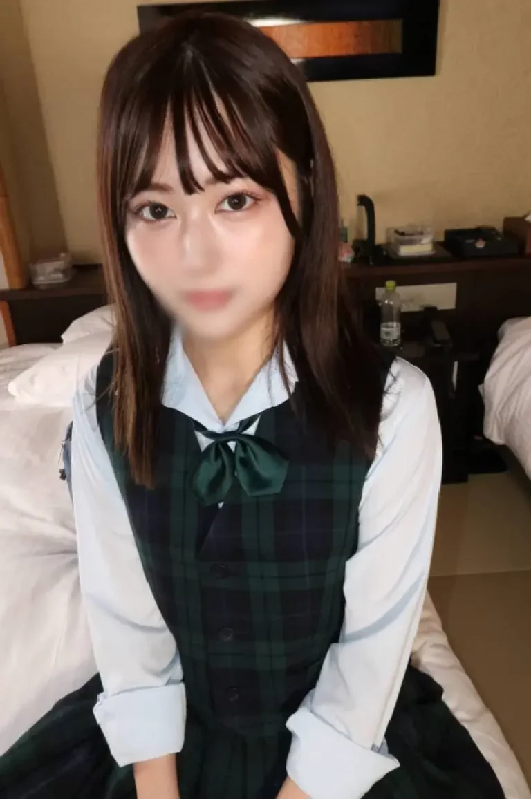 垢な清楚系げ.んえ-き.１紙幣になってる六○學に進學する坂道系美○女マンコに—-危け.ん日大量中出し！
(4K) (fc4732973)