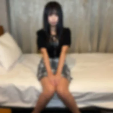 中の人妻のストッキングをビリビリに引き裂きおもちゃと指攻めの快楽地獄からの色々な體位で突きまわして中出し(4K) (fc4754685)