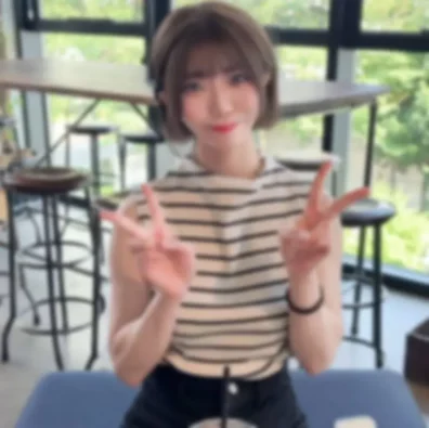 146㎝ミニ系専門生。初めてのP活の大人案件に緊張汗だく染みパンツに興奮収まらず大量中出しで黒歴史確定。。
(HD1080P) (fc4755806)