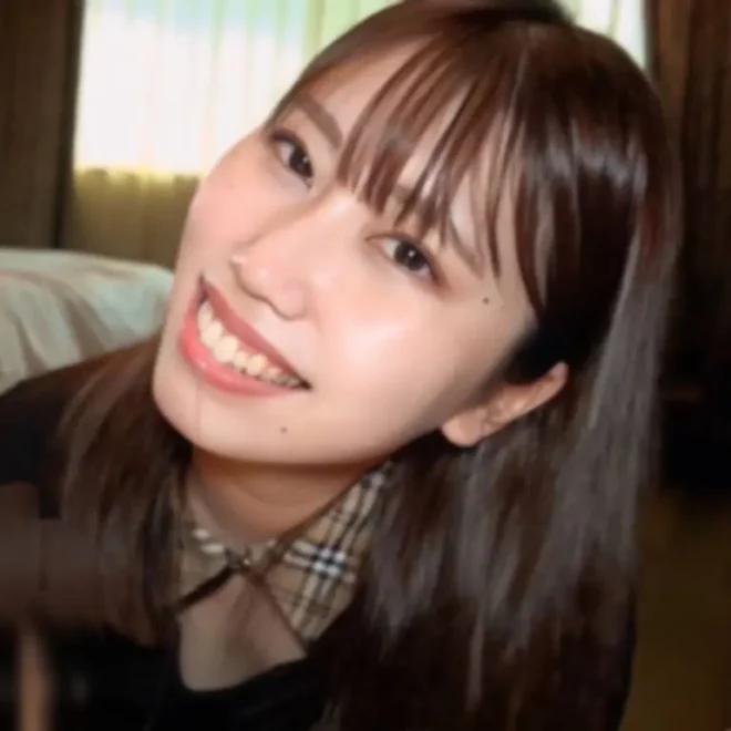 大好きの変態！貪欲で本能のまま感じてる⤴大量顔射でお顔も服もベットベト特典高畫質
(HD1080P) (fc4784243)