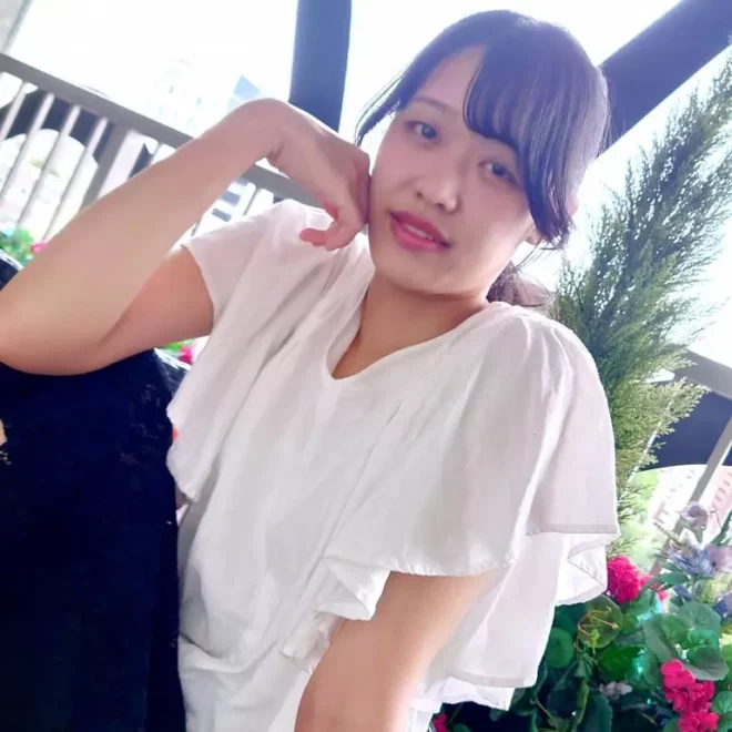 身を包んだフットサルで鍛えた色白長身スレンダー美ボディに溜まった精液を搾り取られてしまう。
(HD1080P) (fc4788732)